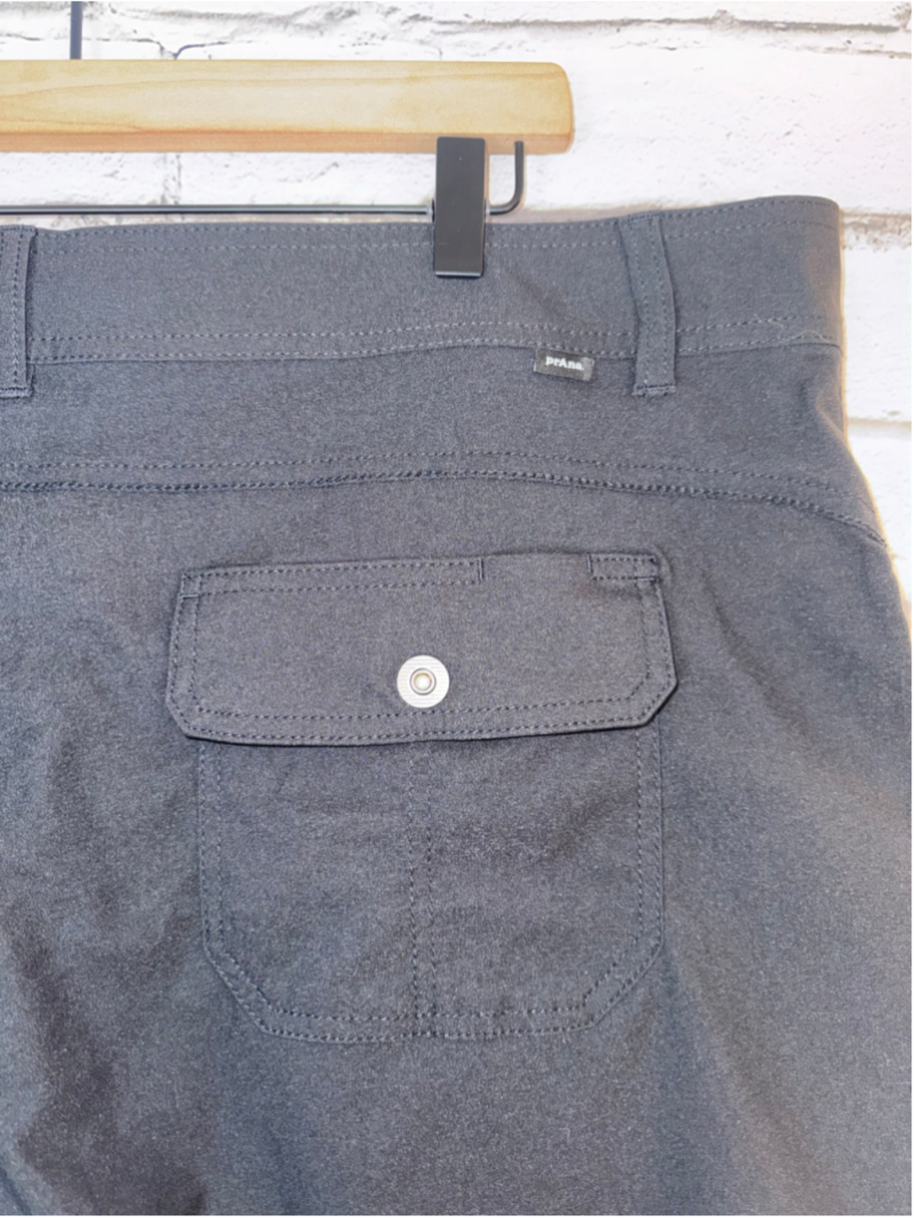 Women’s Prana Shorts size 20W Halle Short Plus II Black Hiking Active 7’ inseam - Picture 8 of 13